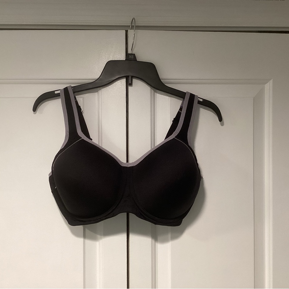 Wacoal Black and Gray Bra Size 34G